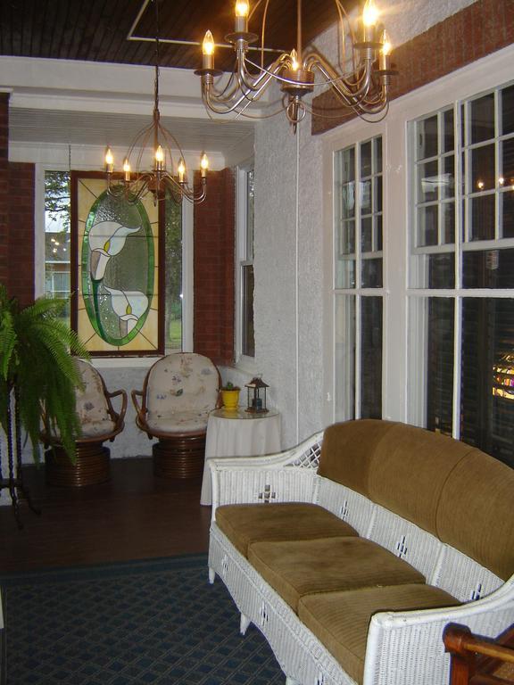Talwood Manor B&B 科尔本港 外观 照片