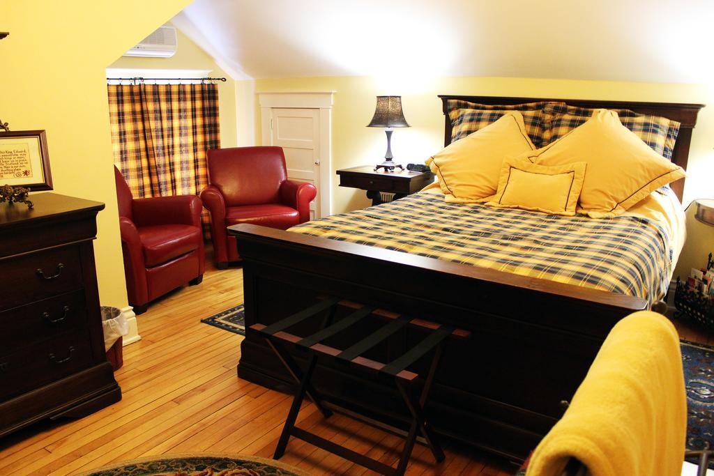 Talwood Manor B&B 科尔本港 客房 照片